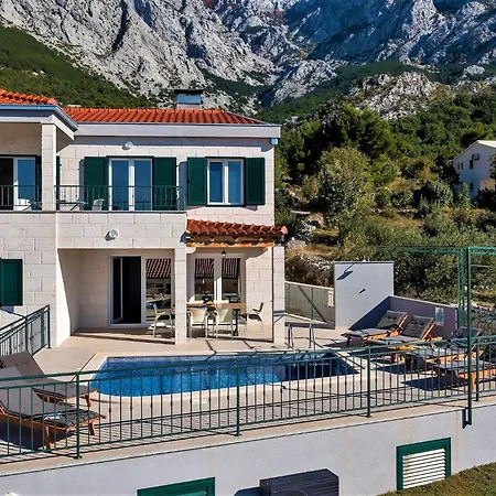 펜션 Magico With Pool And Fantastic Seaview