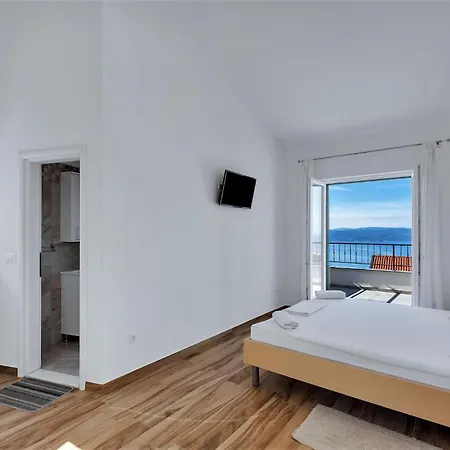 Magico With Pool And Fantastic Seaview