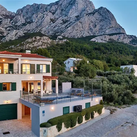 Magico With Pool And Fantastic Seaview Villa Bast